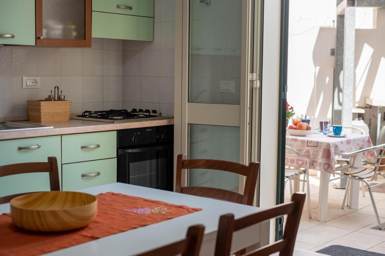 Casa Vacanze Kalocéri Torre dell'Orso Esterno foto