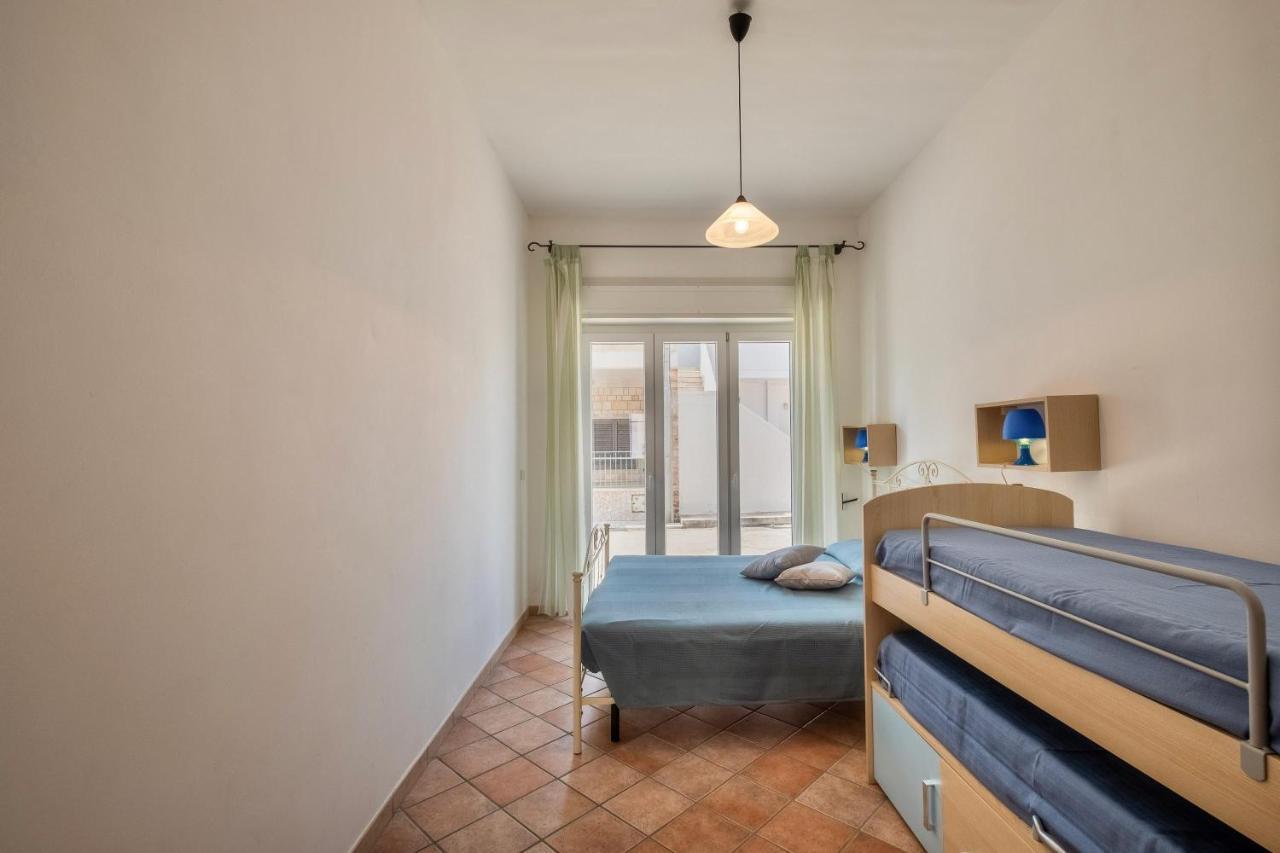Casa Vacanze Kalocéri Torre dell'Orso Esterno foto
